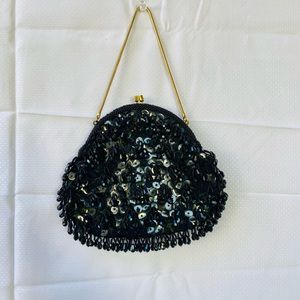 Vintage small purse black sequins